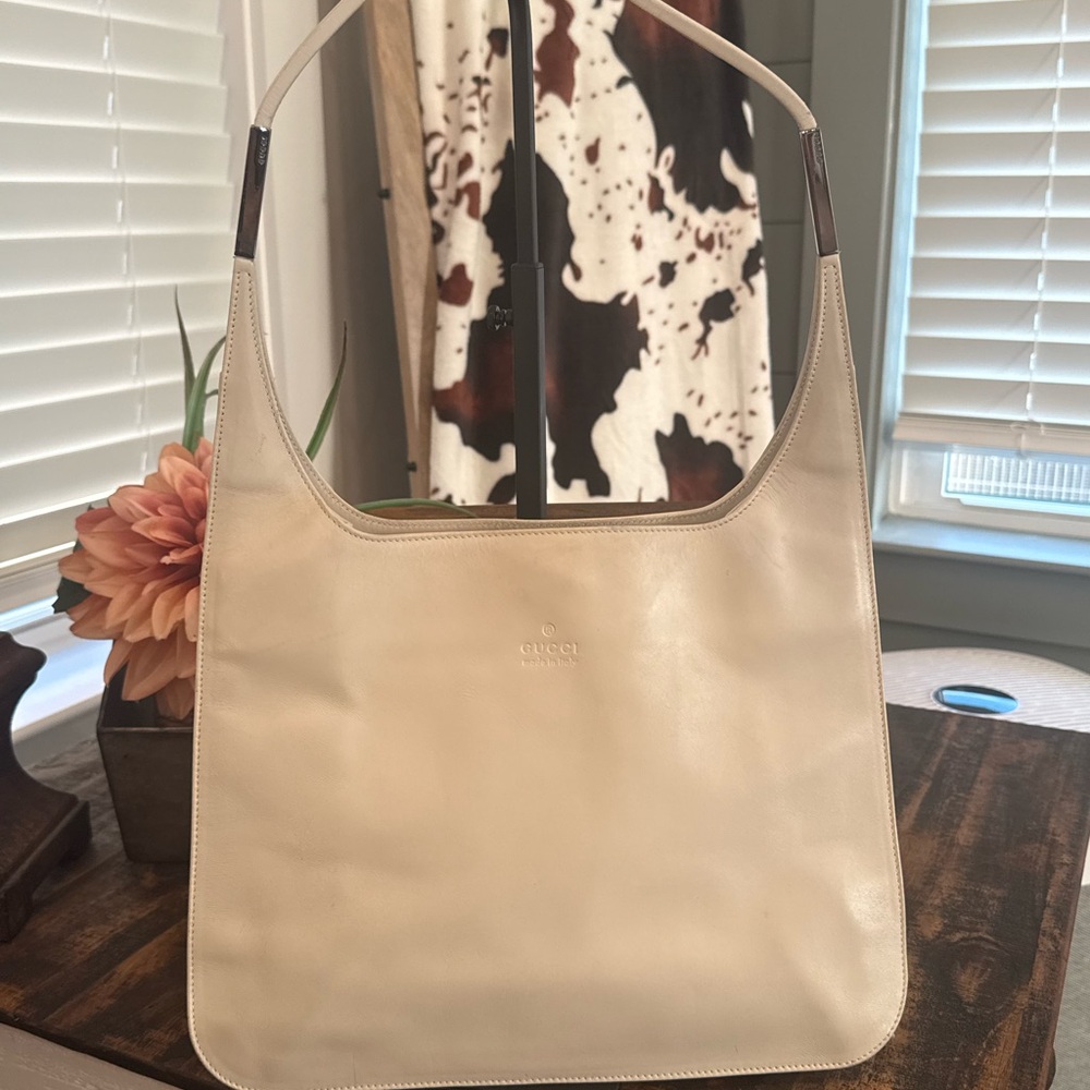 Gucci Off-White Leather Shoulder Bag 0013167001364 COA included